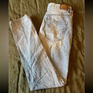 American eagle mom jeans